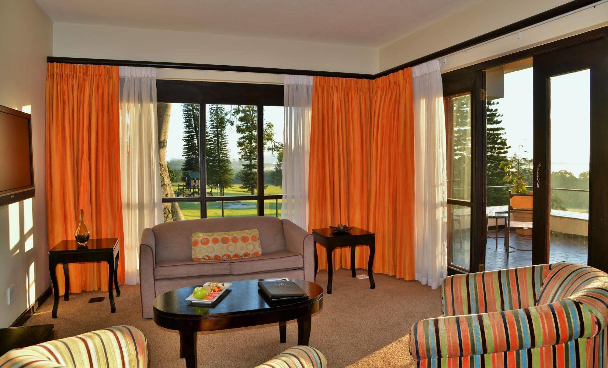 Protea Hotel Winkler White River Eksteriør bilde