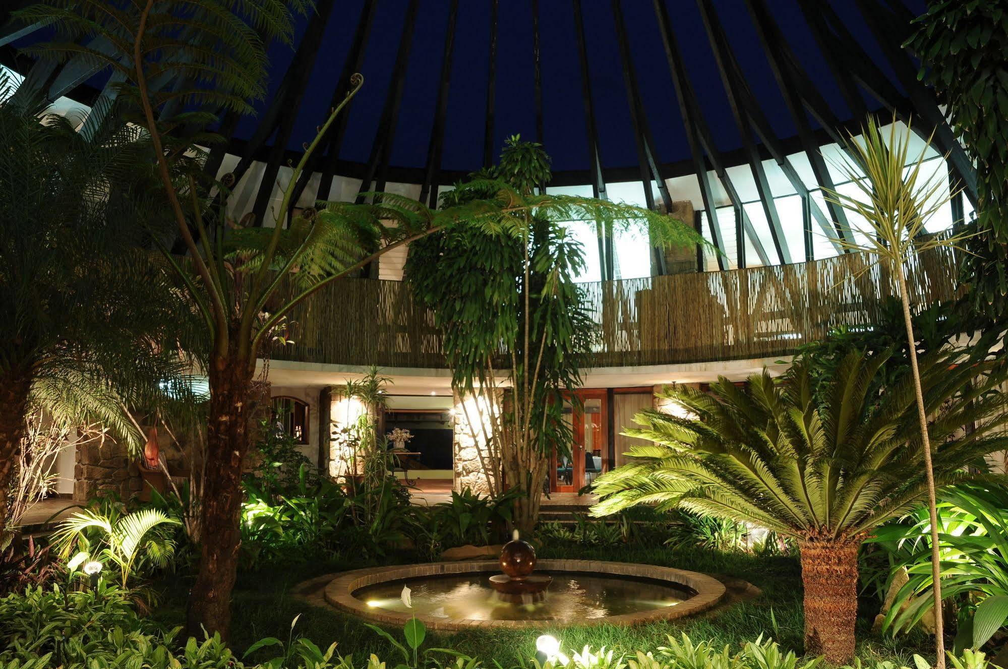 Protea Hotel Winkler White River Eksteriør bilde