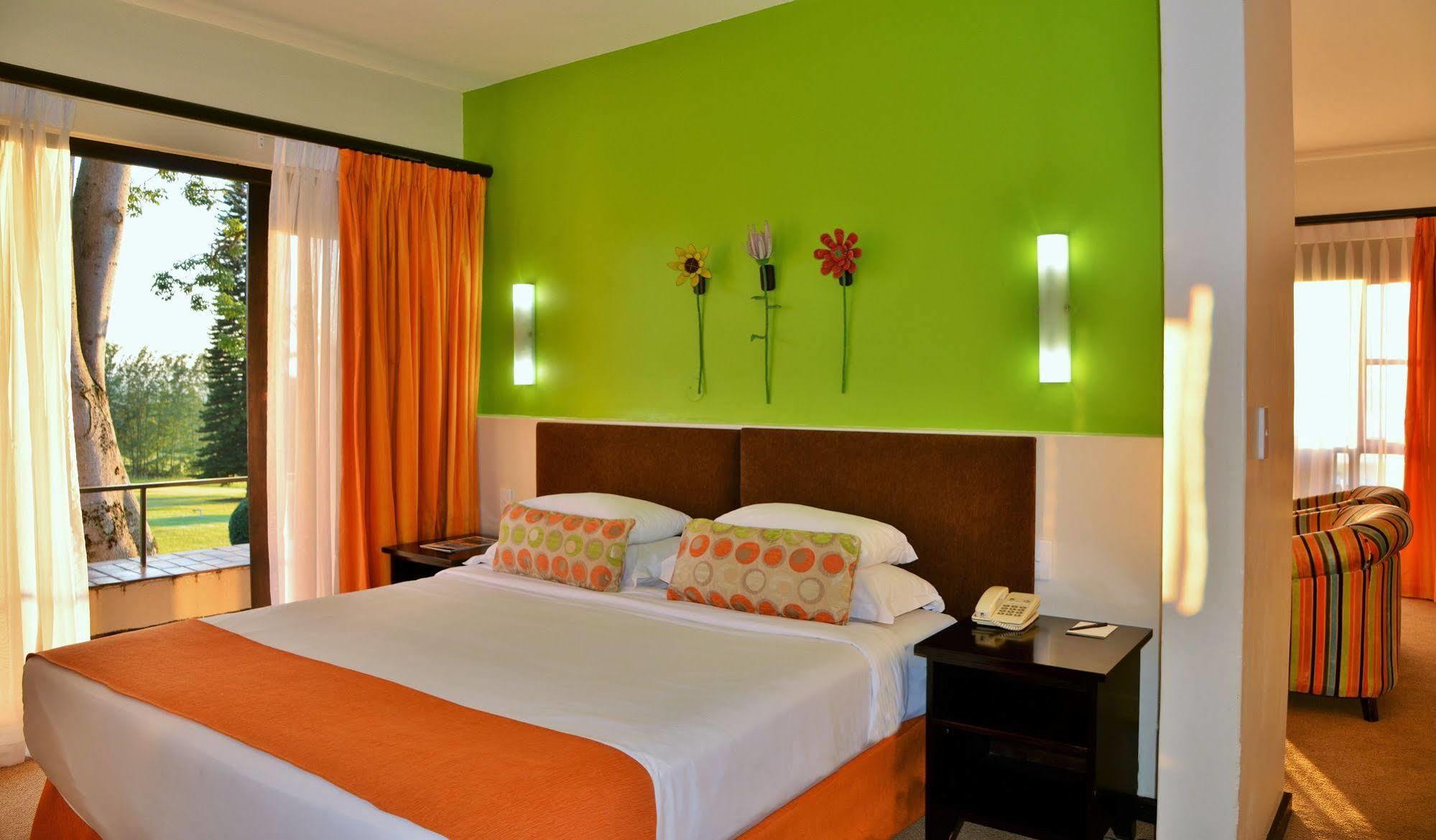 Protea Hotel Winkler White River Eksteriør bilde
